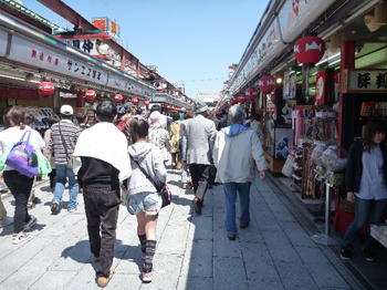 宝蔵門
