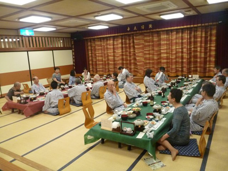 ２０名